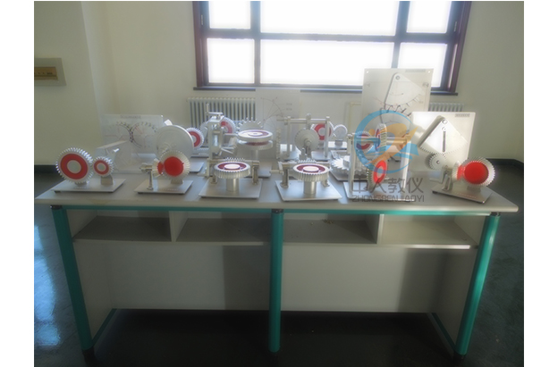 實(shí)訓(xùn)室plc的型號(hào)怎么看(圖1) 實(shí)訓(xùn)室plc的型號(hào)怎么看(圖1)